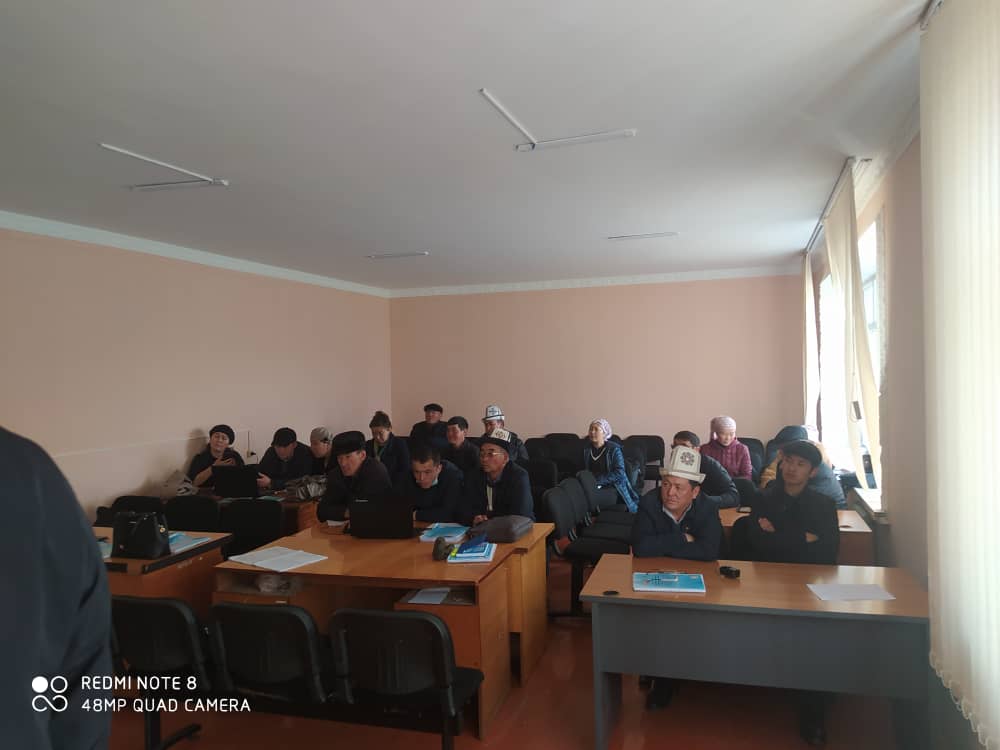 В Кара-Кульджинском районе в период с  14  по 19 марта 2022 года прошел базовый учебный курс на тему «Управление государственными закупками»